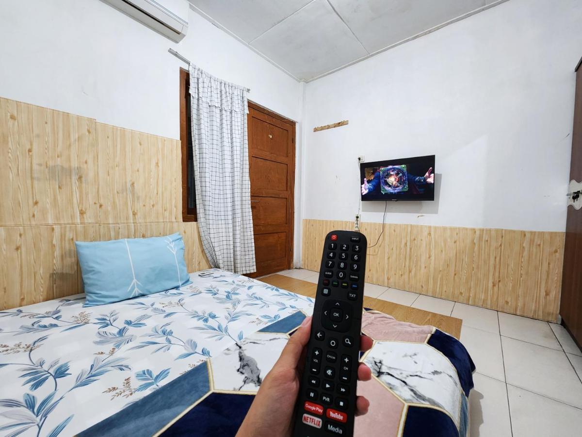 Homey Guesthouse Kertajaya Сурабая Екстер'єр фото