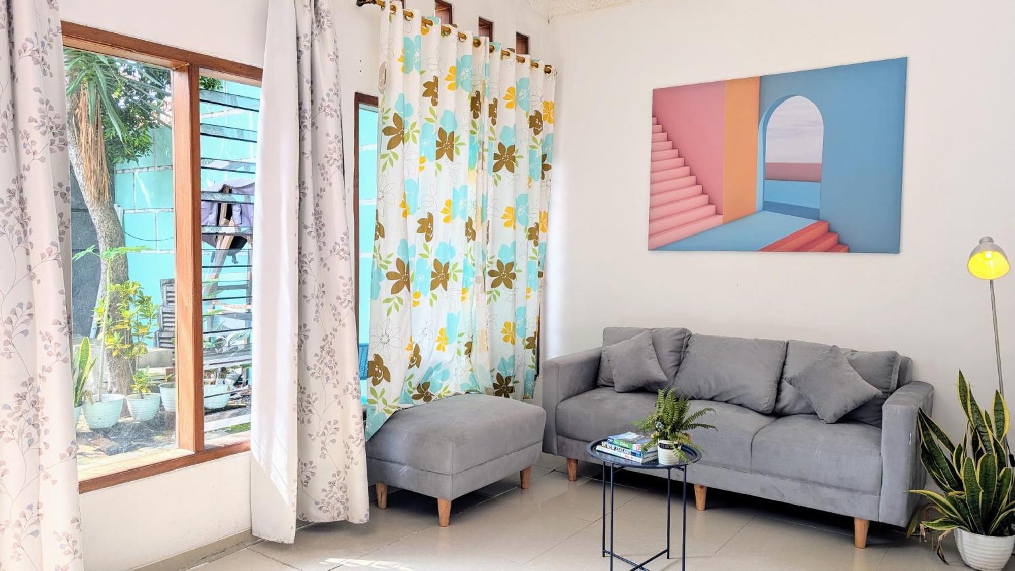 Homey Guesthouse Kertajaya Сурабая Екстер'єр фото